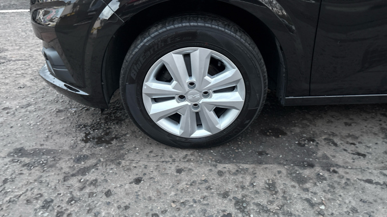 Dacia Sandero 1.0 Tce Expression 5dr Bi Fuel Hatchback